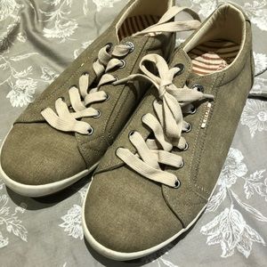 Taos tan twill sneakers 10